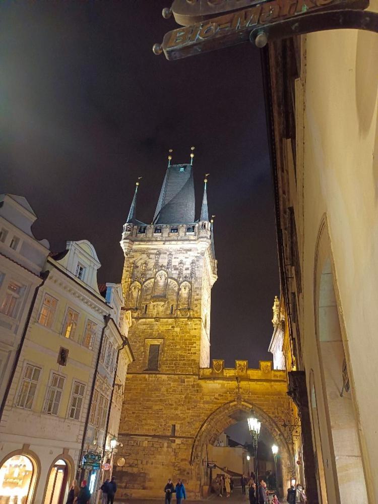 Lovely Room And Free Parking Praga Exterior foto