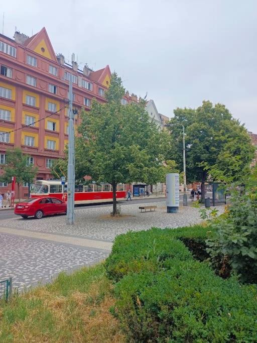 Lovely Room And Free Parking Praga Exterior foto